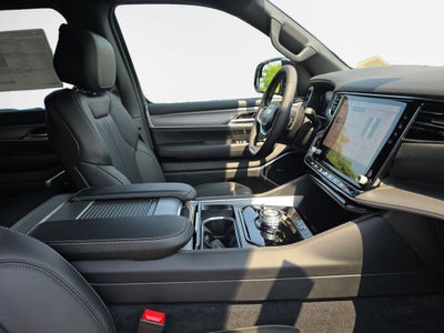 2026 Jeep Grand Wagoneer Base