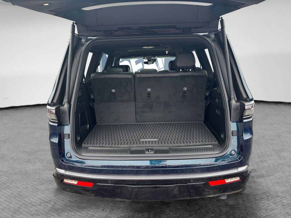 2026 Jeep Grand Wagoneer Limited Altitude