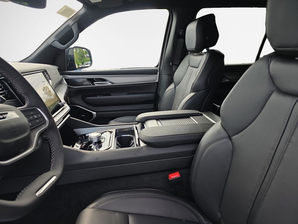 2026 Jeep Grand Wagoneer Limited Altitude