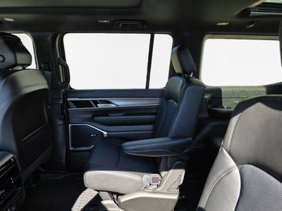 2025 Jeep Wagoneer Series II