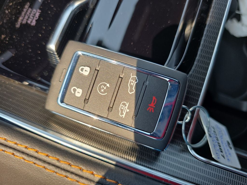 2026 Jeep Grand Wagoneer Summit Reserve