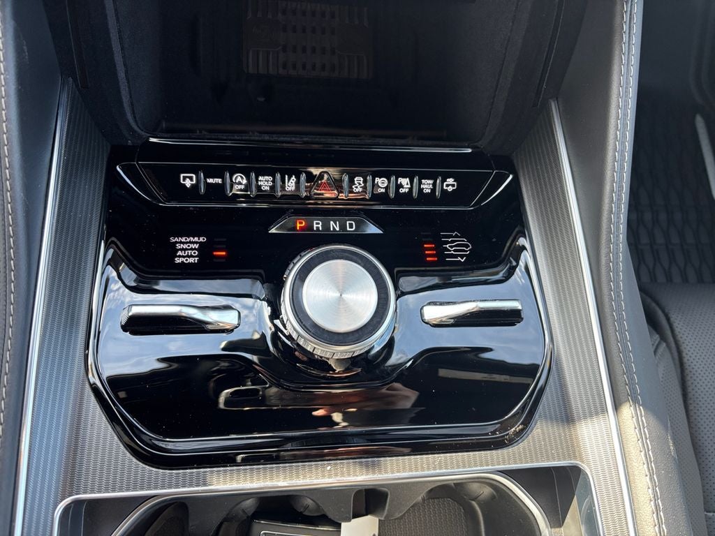 2026 Jeep Grand Wagoneer Summit