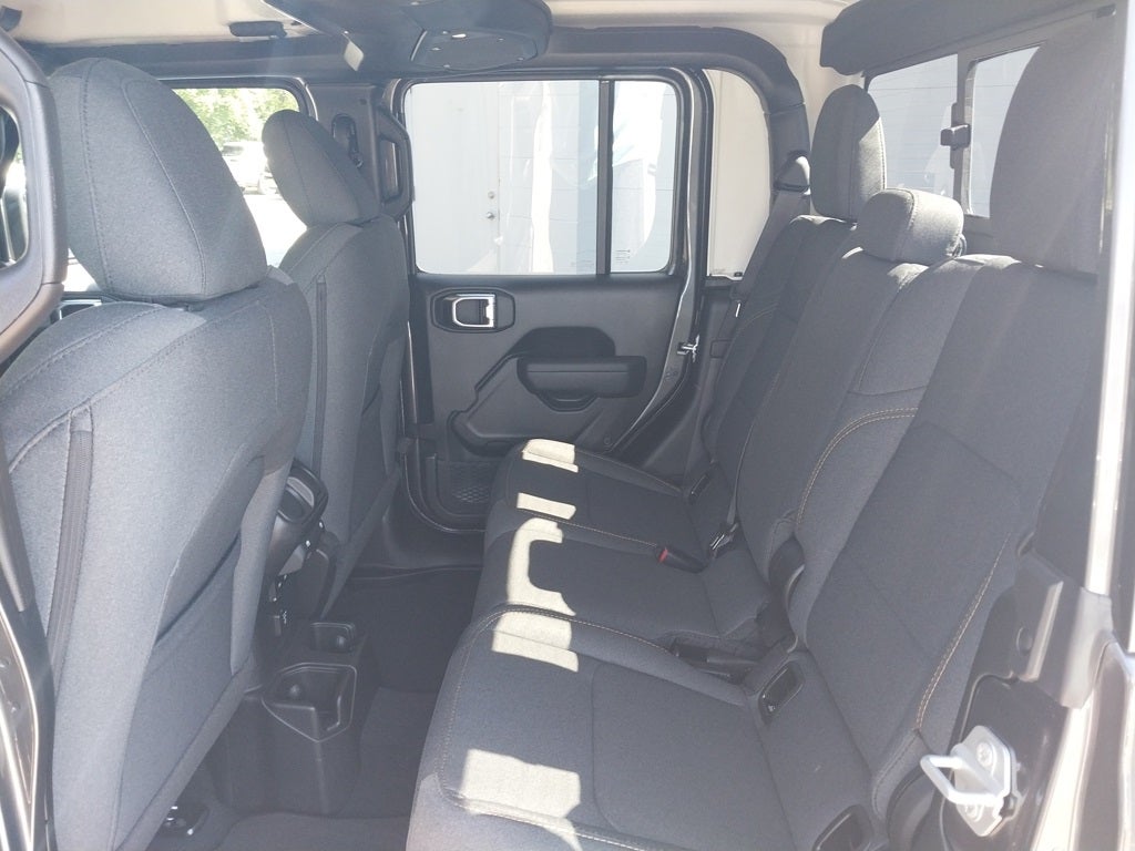 2025 Jeep Gladiator Sport S