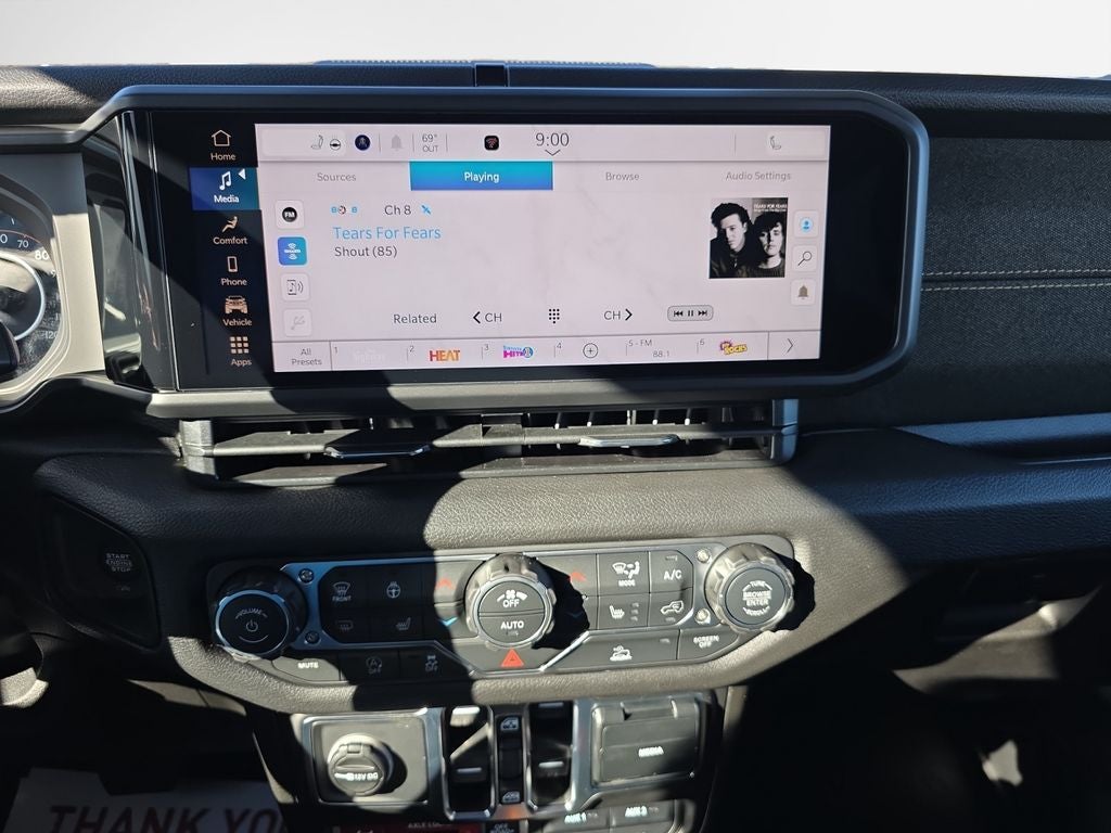 2026 Jeep Gladiator Sport