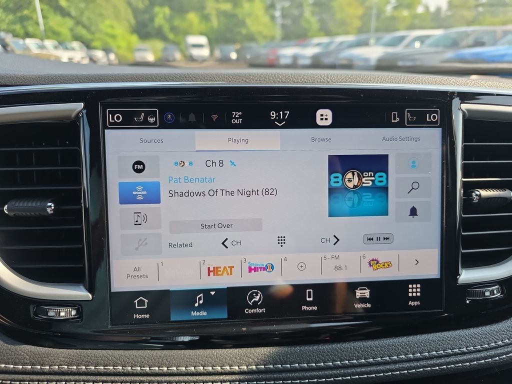 2027 Chrysler Pacifica Select