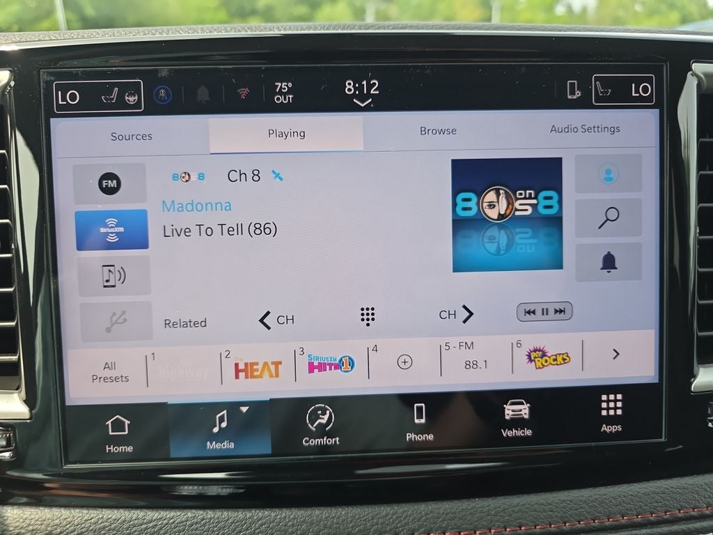 2027 Chrysler Pacifica Select