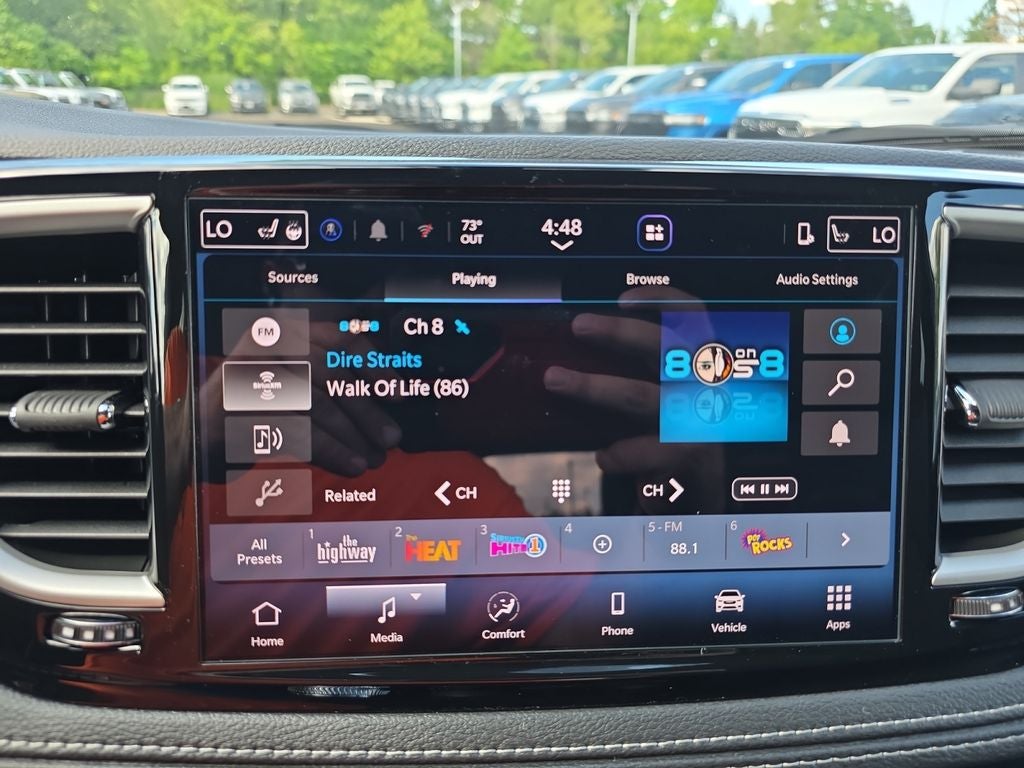 2027 Chrysler Pacifica Select
