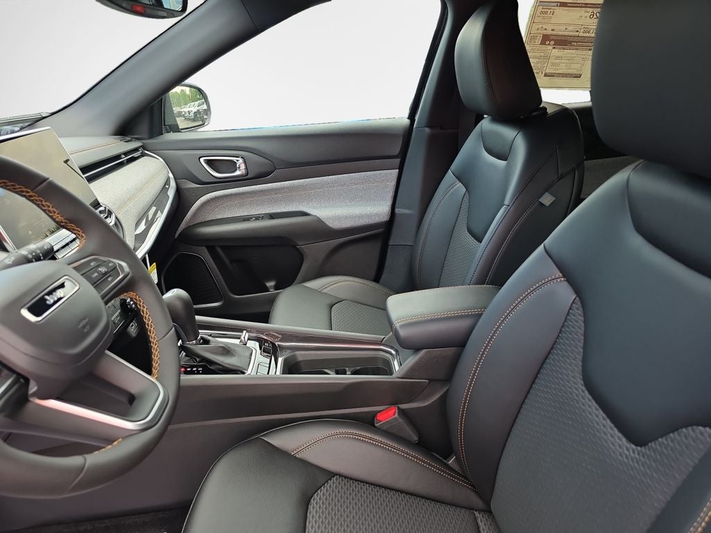 2026 Jeep Compass Base