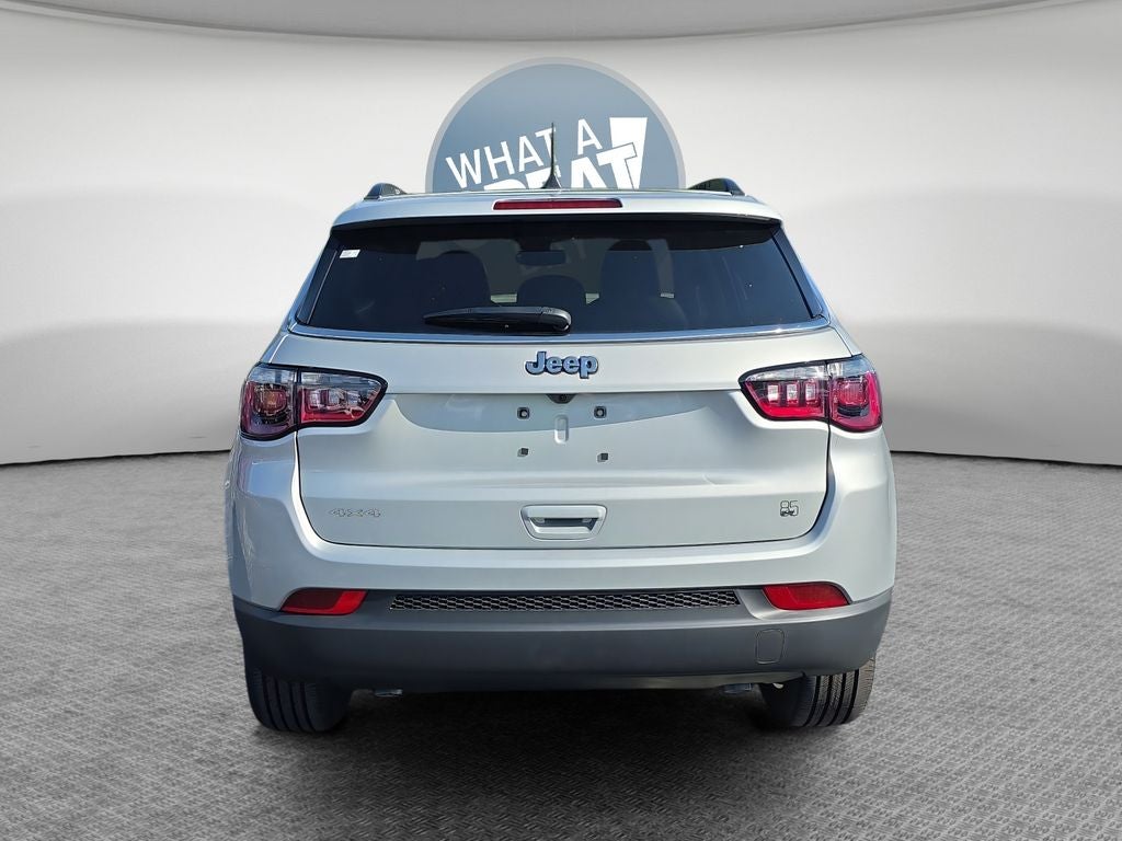 2026 Jeep Compass Base