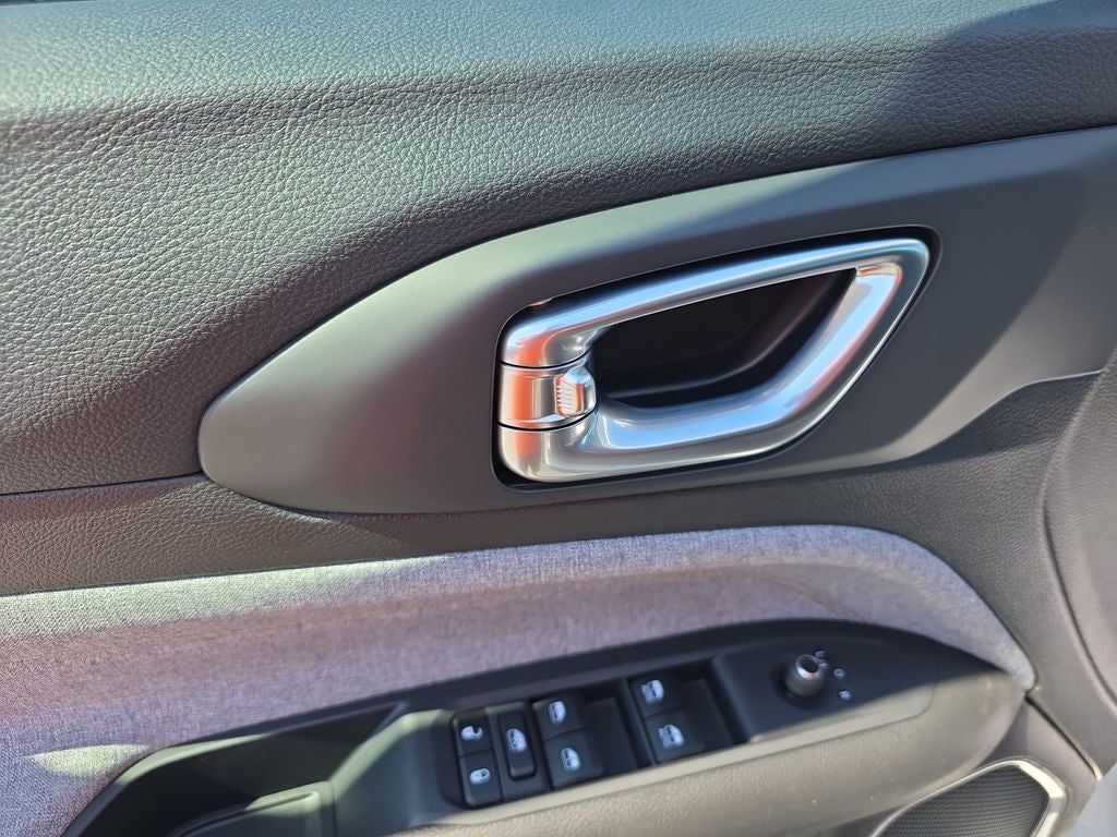 2026 Jeep Compass Base
