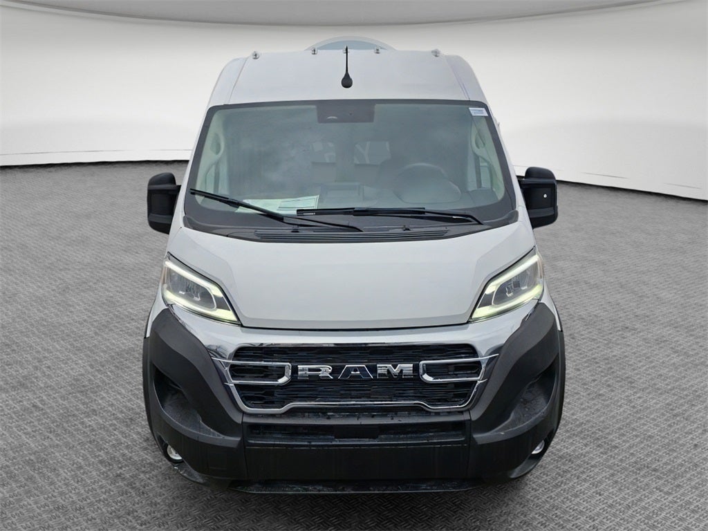 2025 RAM Promaster High Roof SLT / 136" WB