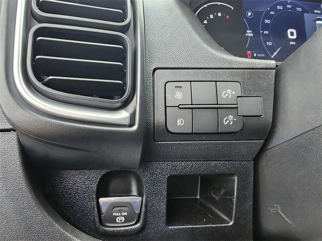 2025 RAM Promaster High Roof SLT / 136" WB