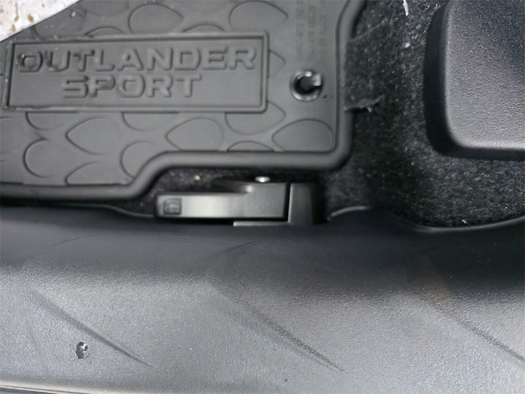 2026 Mitsubishi Outlander Sport 2.0 LE