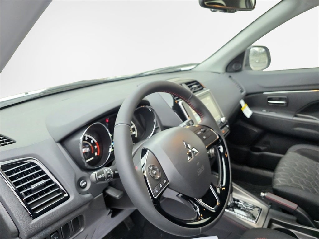 2026 Mitsubishi Outlander Sport 2.0 LE