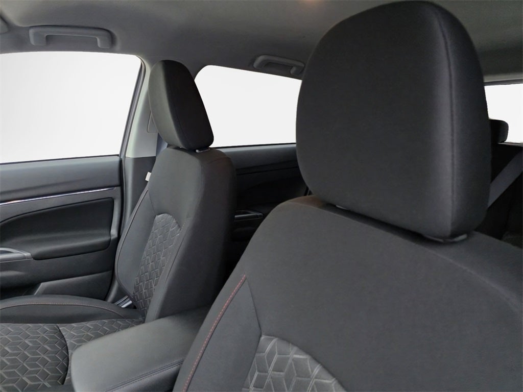 2026 Mitsubishi Outlander Sport 2.0 LE