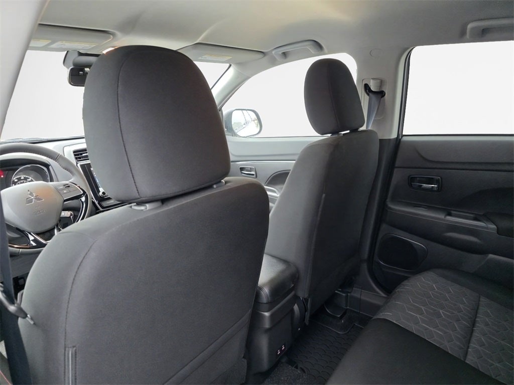 2026 Mitsubishi Outlander Sport 2.0 LE