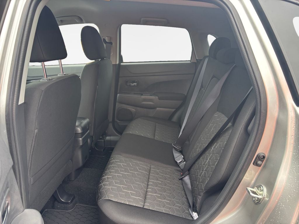 2027 Mitsubishi Outlander Sport 2.0 ES