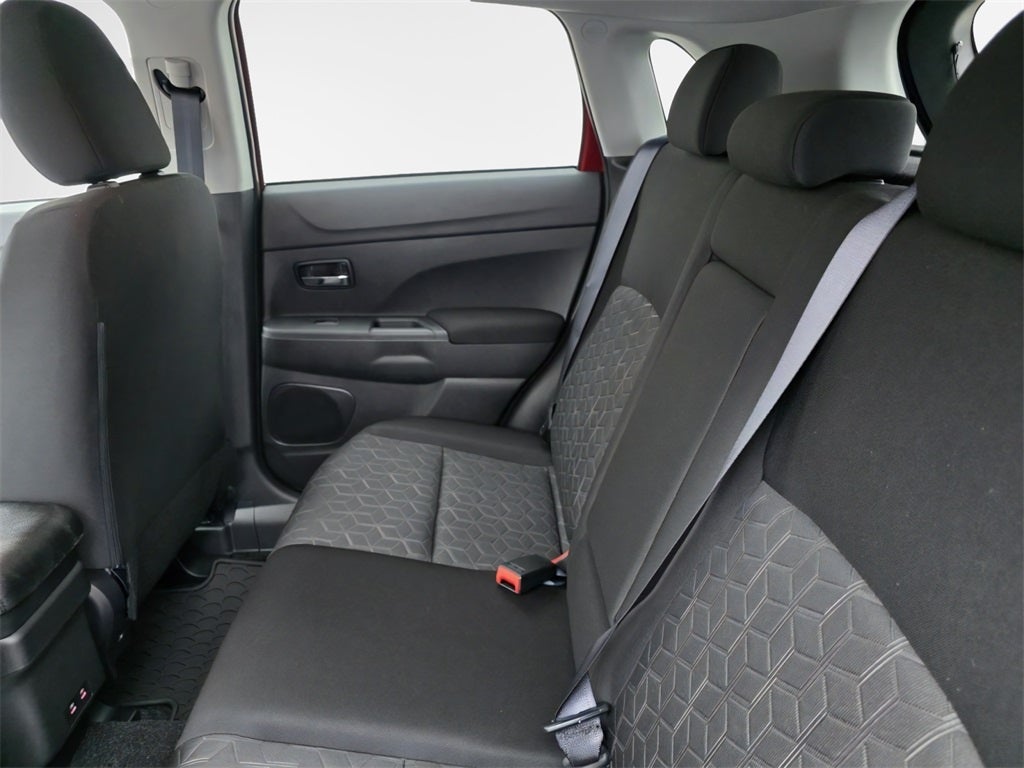 2026 Mitsubishi Outlander Sport 2.0 LE