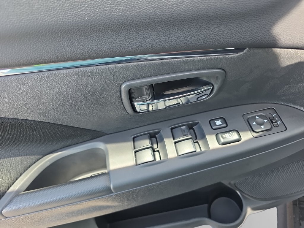 2027 Mitsubishi Outlander Sport 2.0 LE