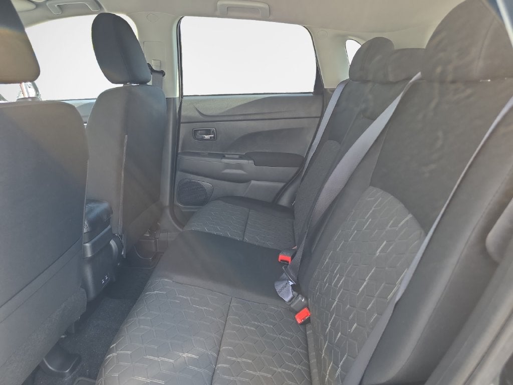 2027 Mitsubishi Outlander Sport 2.0 LE