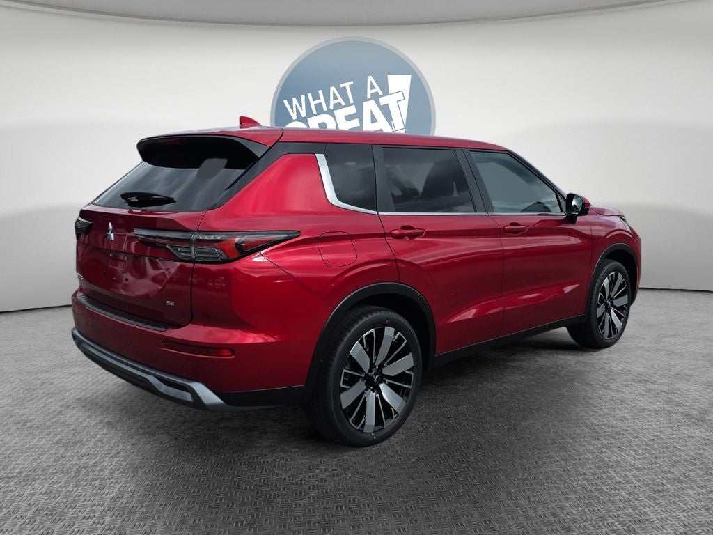 2026 Mitsubishi Outlander SE