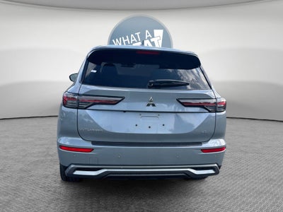 2026 Mitsubishi Outlander SE