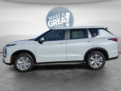 2026 Mitsubishi Outlander ES