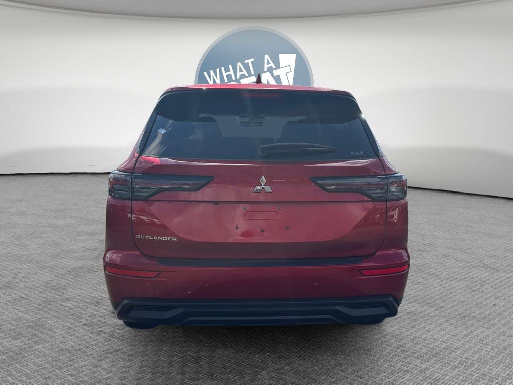 2026 Mitsubishi Outlander ES
