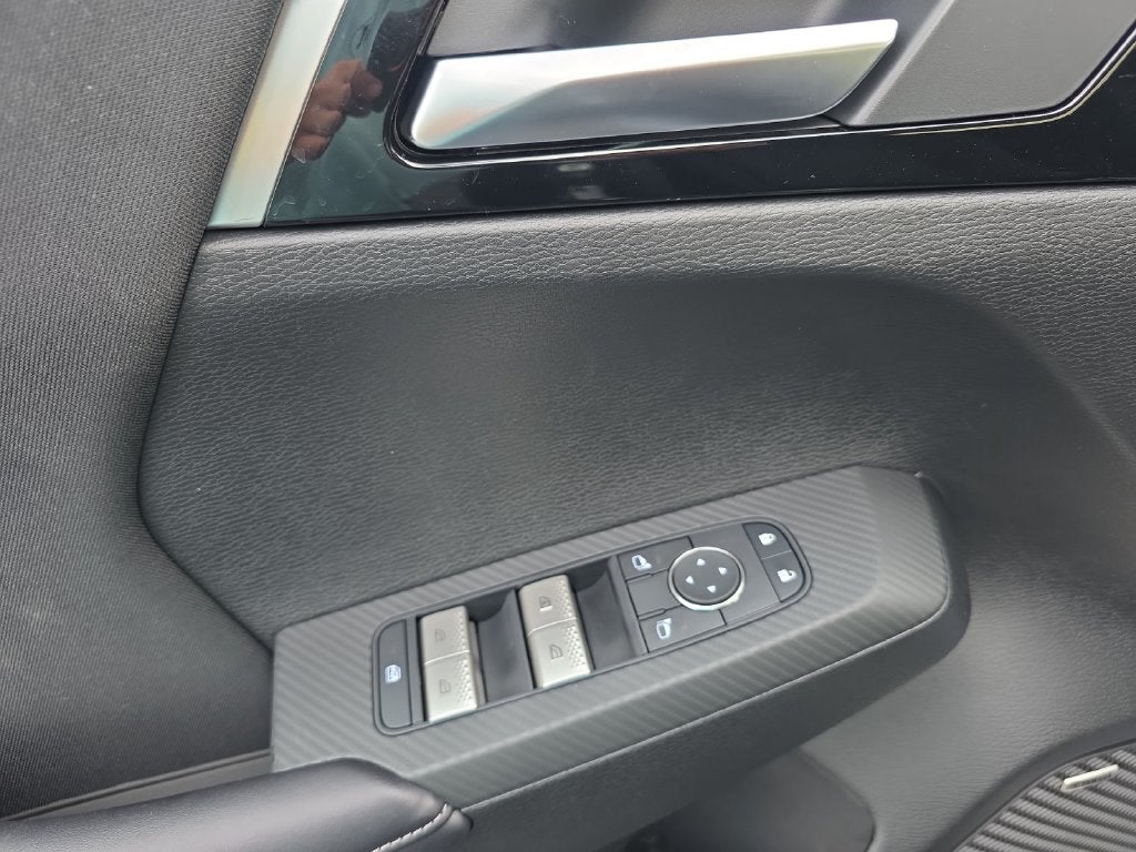 2026 Mitsubishi Outlander ES