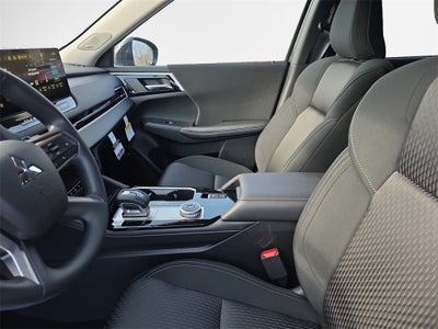 2026 Mitsubishi Outlander ES