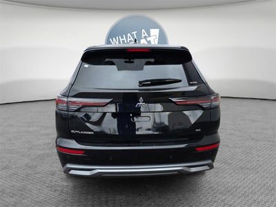 2025 Mitsubishi Outlander SE