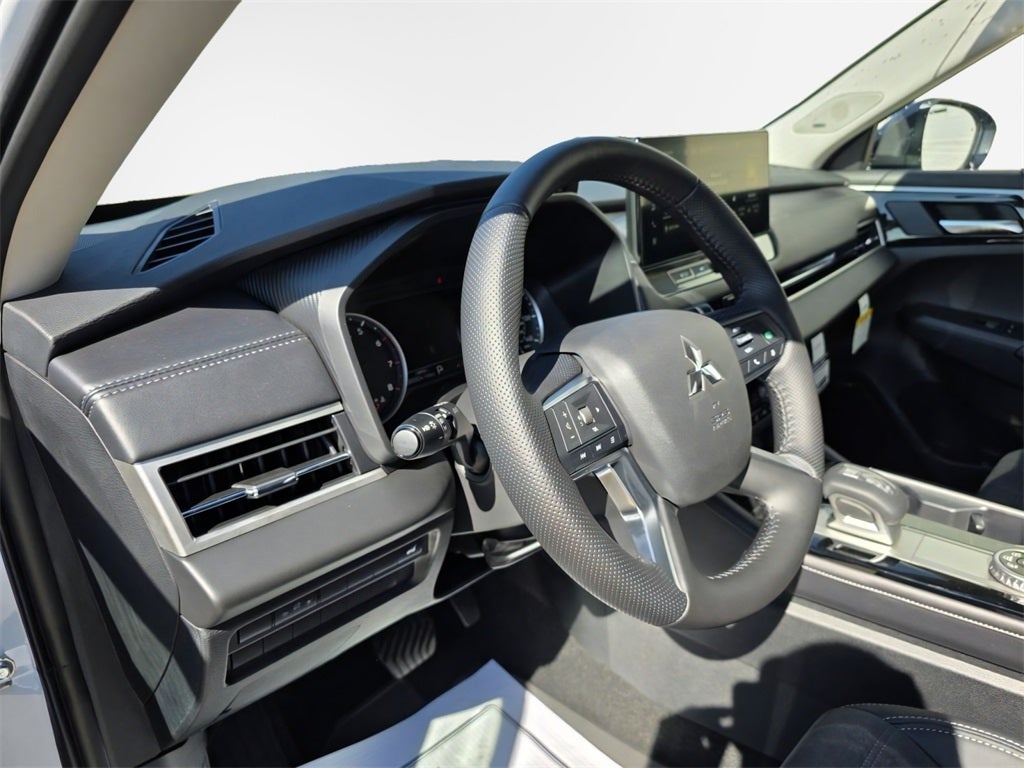 2025 Mitsubishi Outlander Trail Edition