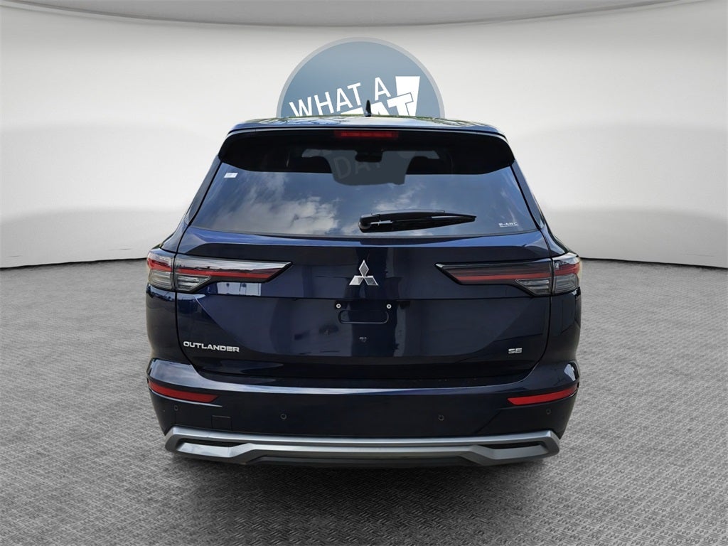 2025 Mitsubishi Outlander SE