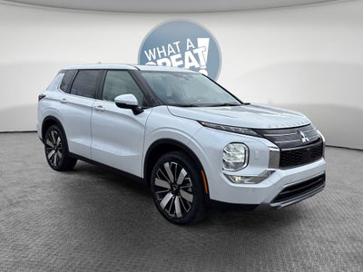 2025 Mitsubishi Outlander SE