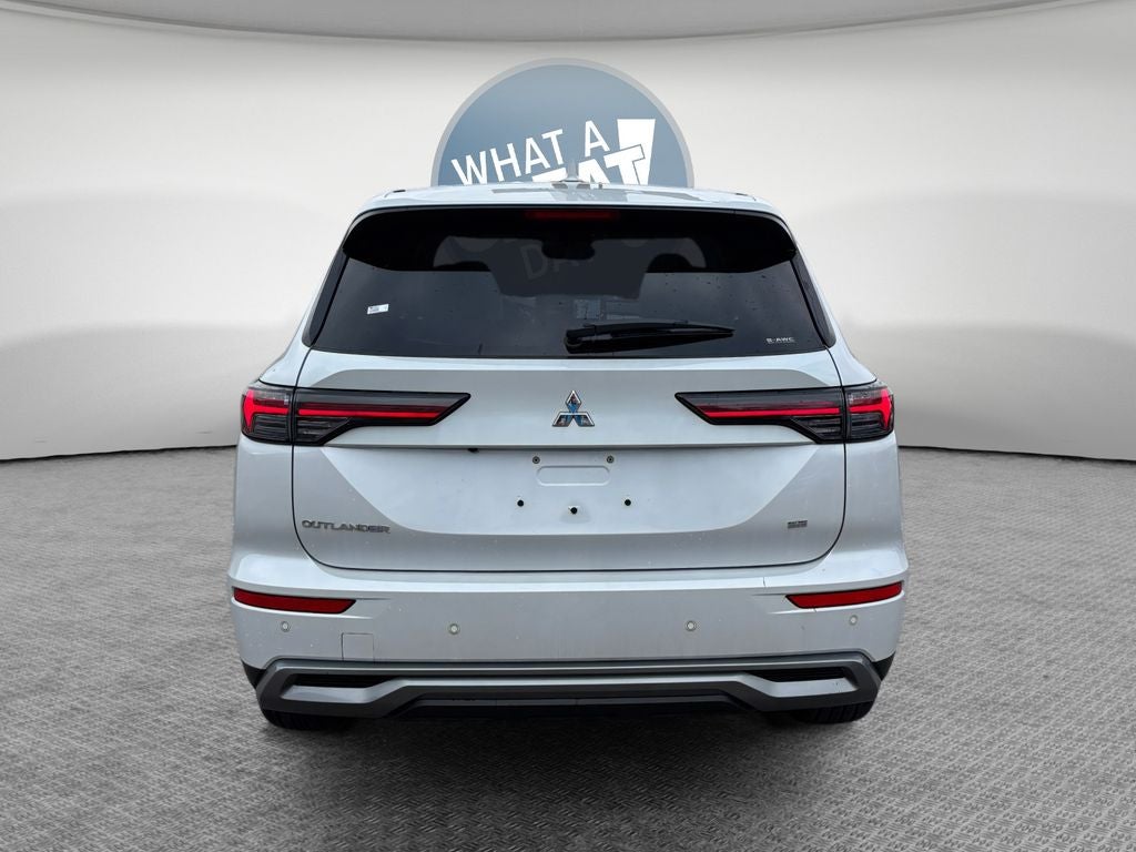 2025 Mitsubishi Outlander SE