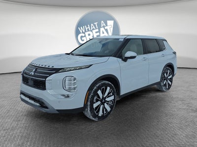 2026 Mitsubishi Outlander SE