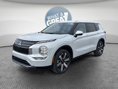 2026 Mitsubishi Outlander SE