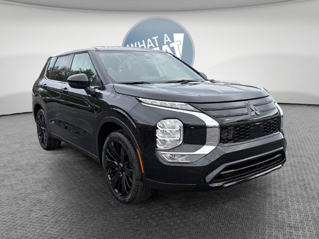 2026 Mitsubishi Outlander LE