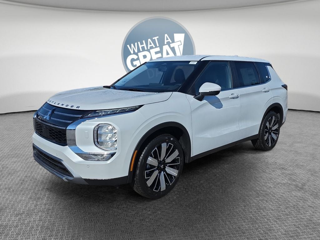 2026 Mitsubishi Outlander SE