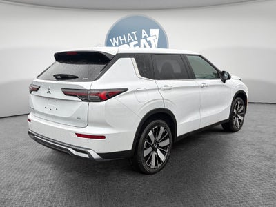 2026 Mitsubishi Outlander SE