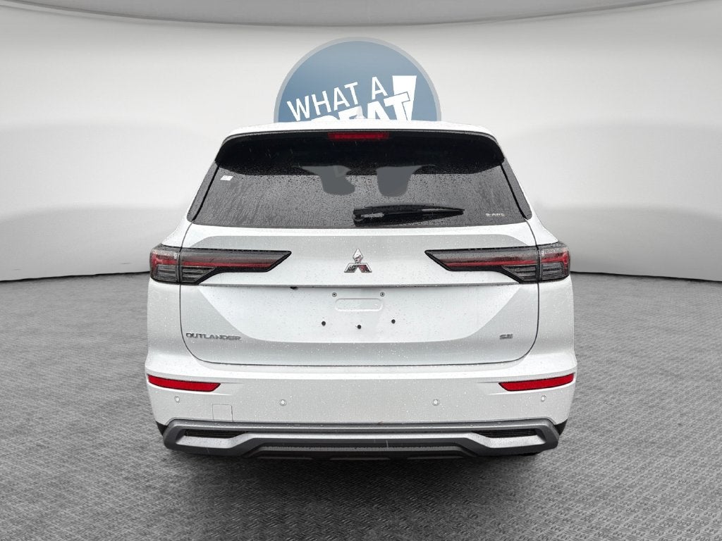 2026 Mitsubishi Outlander SE