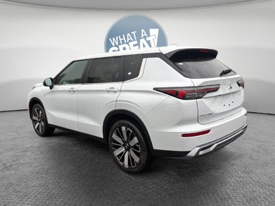 2026 Mitsubishi Outlander SE