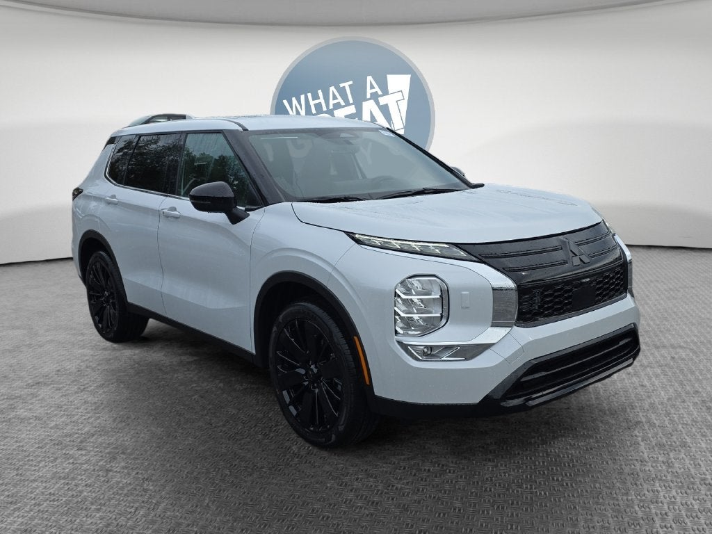 2026 Mitsubishi Outlander LE