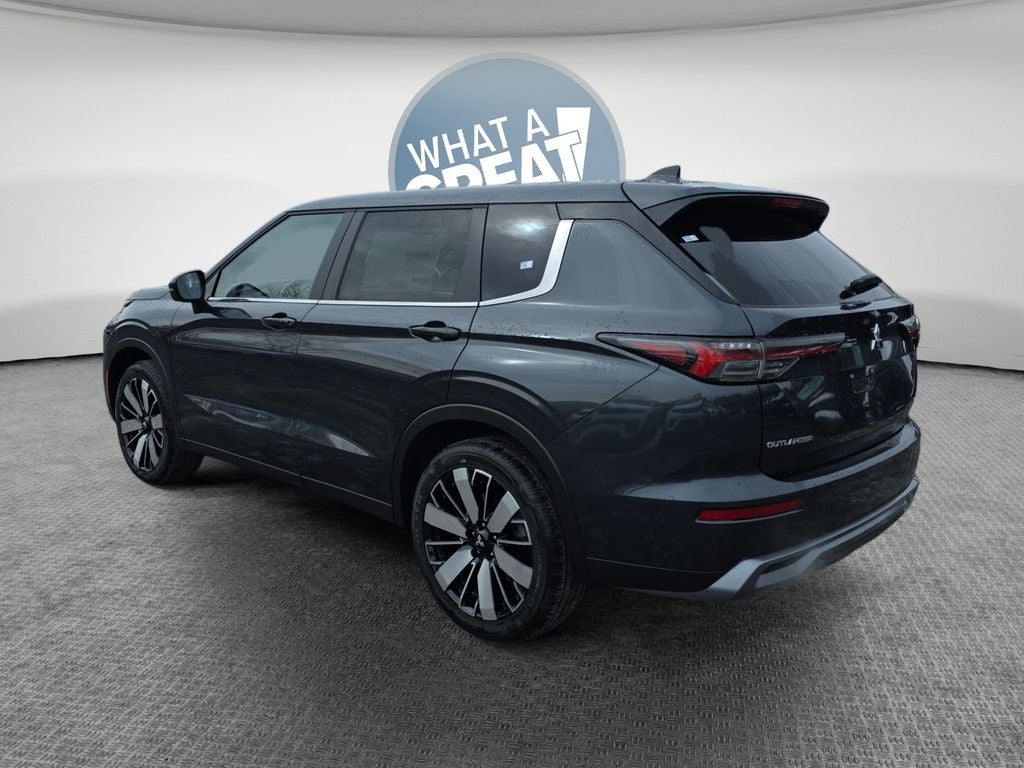 2026 Mitsubishi Outlander SE