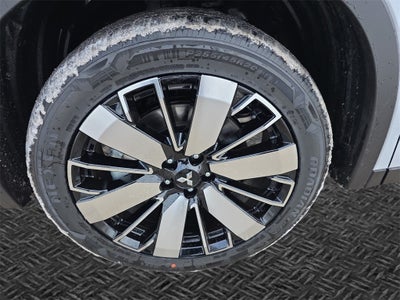 2026 Mitsubishi Outlander SE