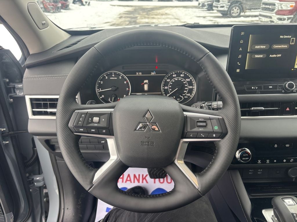 2026 Mitsubishi Outlander SE