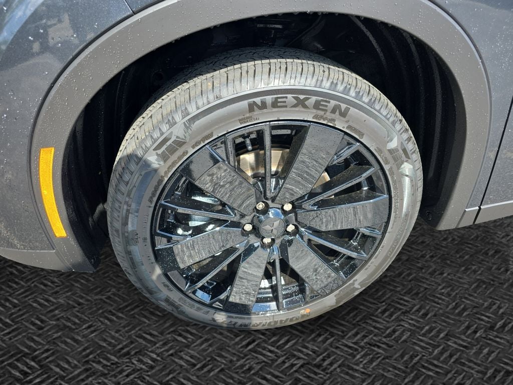 2026 Mitsubishi Outlander LE