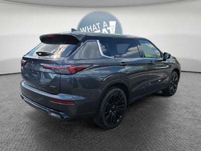 2026 Mitsubishi Outlander LE