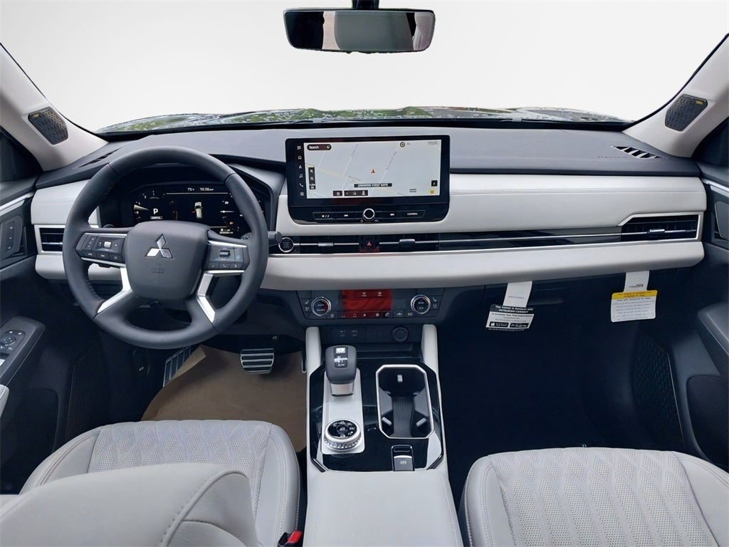 2025 Mitsubishi Outlander SEL Platinum Edition