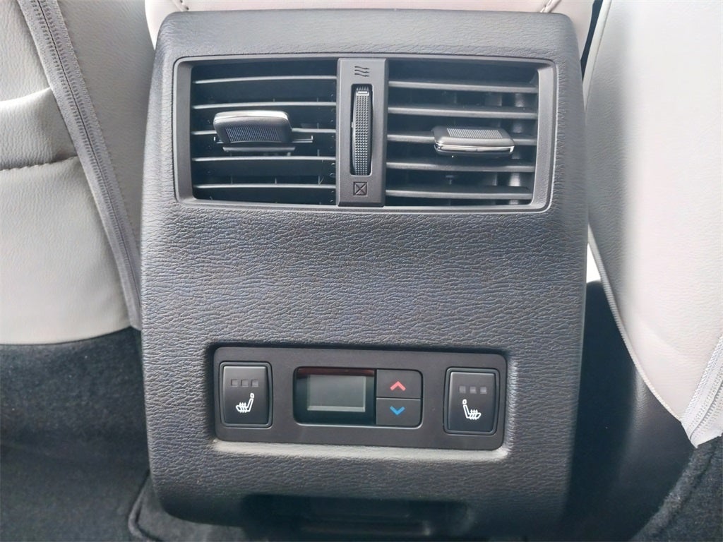 2025 Mitsubishi Outlander SEL Platinum Edition